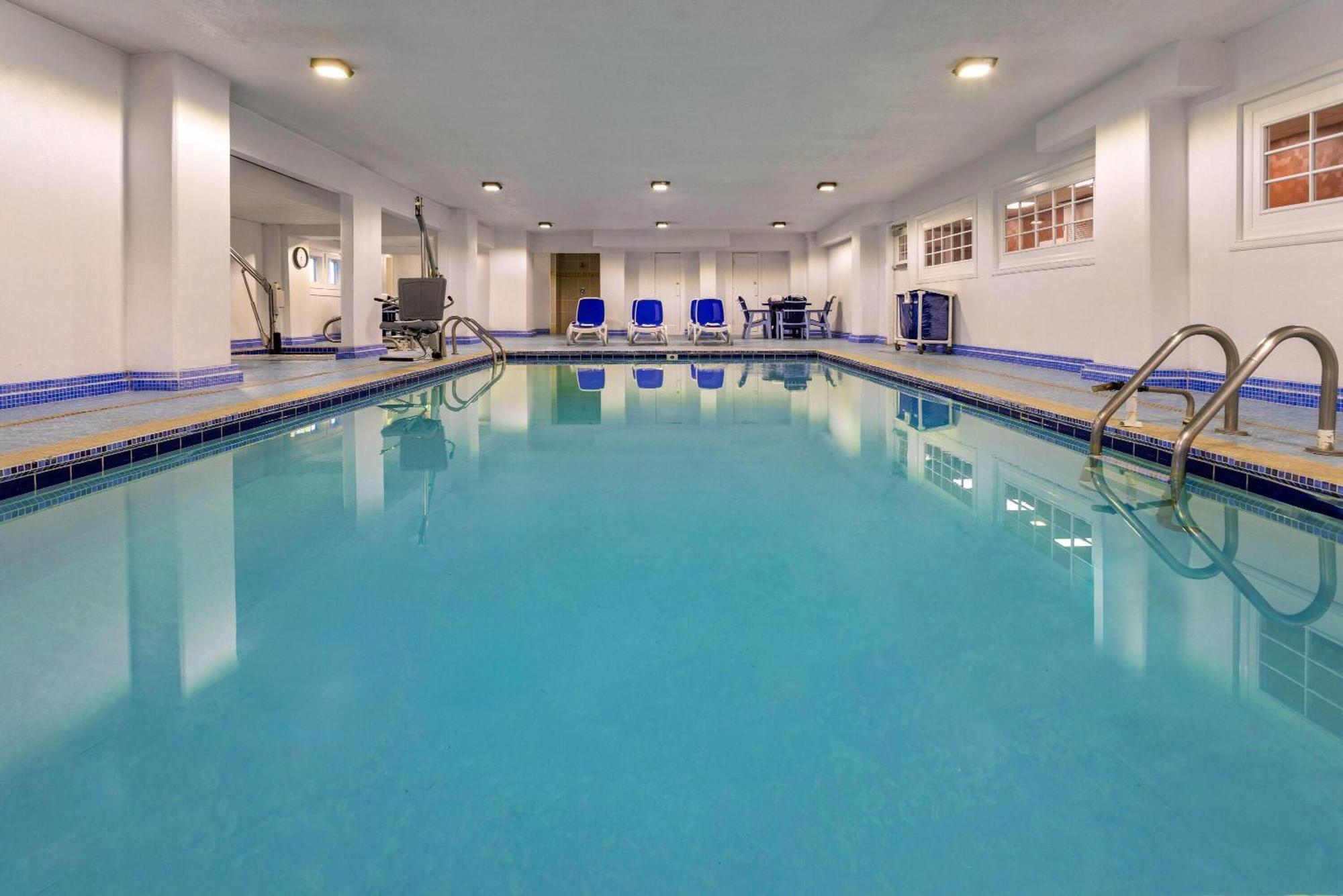 Howard Johnson Plaza By Wyndham Ocean City Oceanfront Buitenkant foto