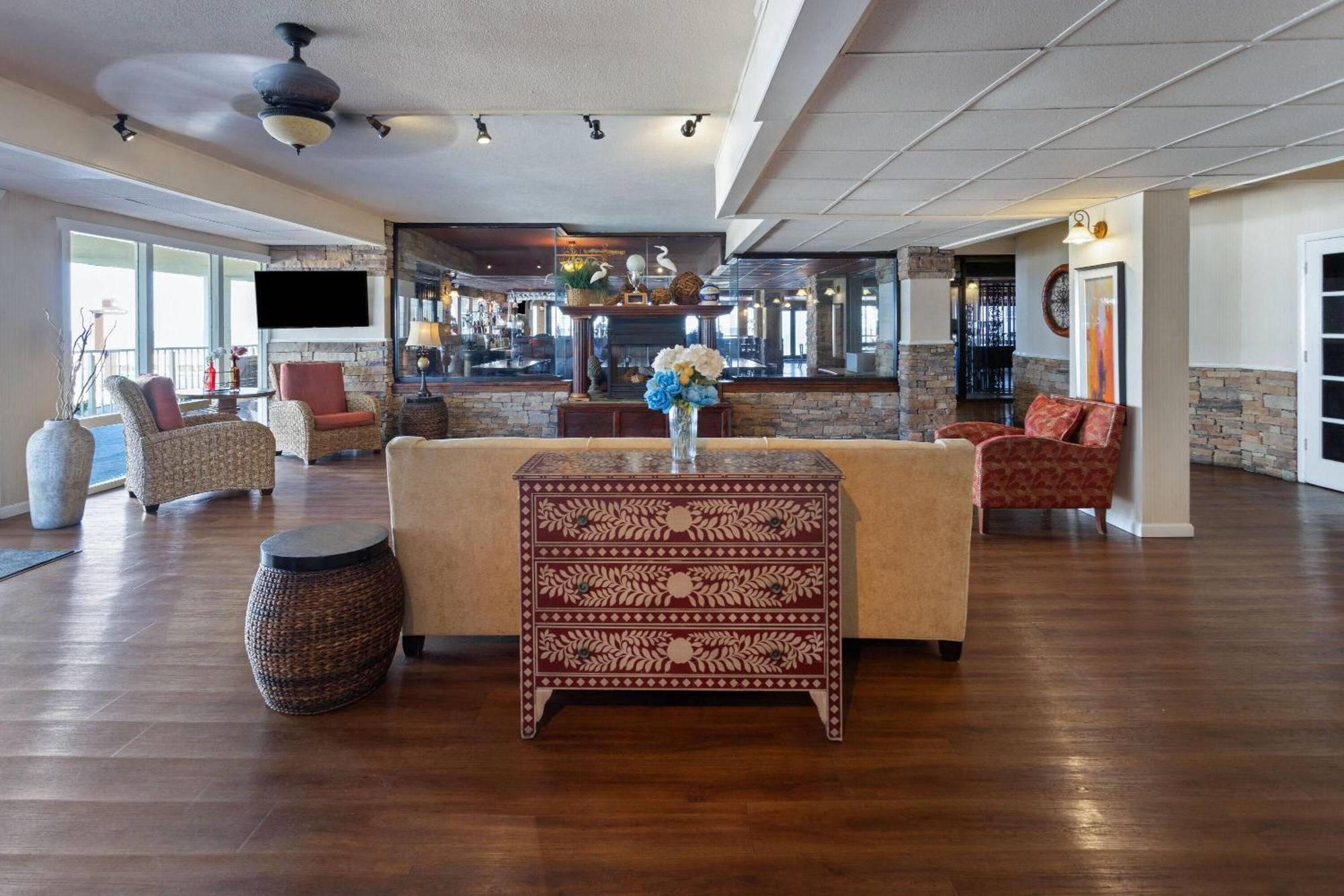 Howard Johnson Plaza By Wyndham Ocean City Oceanfront Buitenkant foto