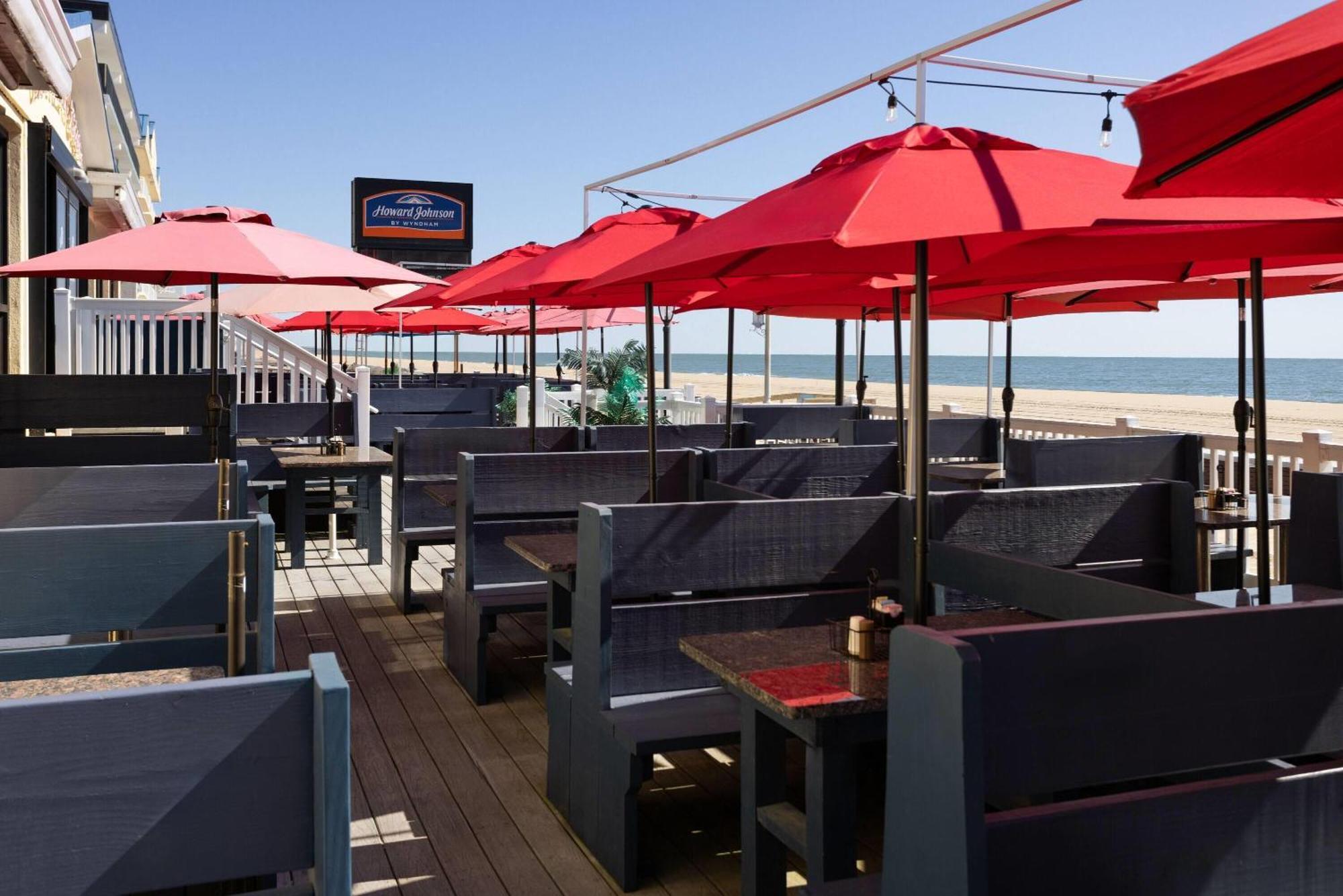 Howard Johnson Plaza By Wyndham Ocean City Oceanfront Buitenkant foto